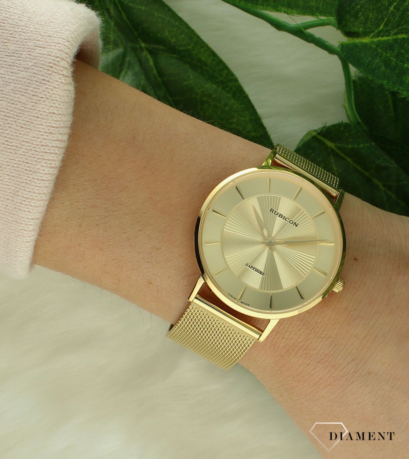 Zegarek damski Rubicon złoty z szafirowym szkłem RNBD76. Zegarek damski na bransolecie. Zegarek damski Rubicon z indeksami. Zegarek damski biżuteryjny Rubicon. Elegancki zegarek w złotym kolorze na prezent..jpg